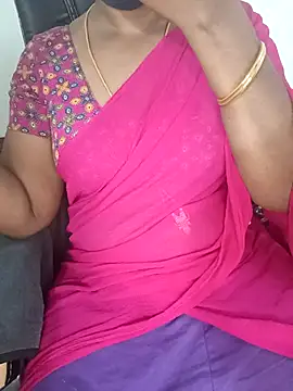 Tamil-hotwife online show from 10/06/25, 06:14