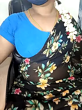 Tamil-hotwife online show from 11/17/25, 10:14