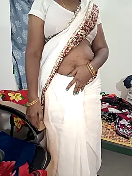 Tamil-hotwife online show from 11/15/25, 10:36