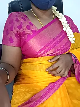 Tamil-hotwife online show from 03/04/26, 06:04