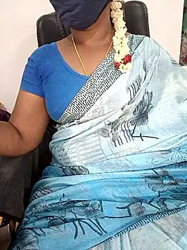 Tamil-hotwife online show from 03/15/26, 06:15