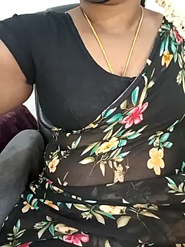 Tamil-hotwife online show from 02/23/26, 06:19