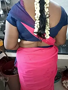 Tamil-hotwife online show from 02/20/26, 06:19
