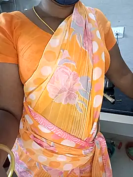 Tamil-hotwife online show from 12/19/25, 05:54