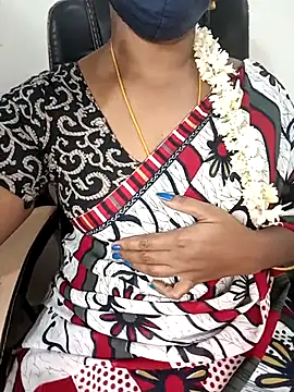 Tamil-hotwife online show from 10/28/25, 09:14