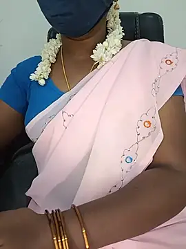 Snapshot of Tamil-hotwife chatting on 05/28/26, 04:57 Tamil-hotwife online show from 05/28/26, 04:57