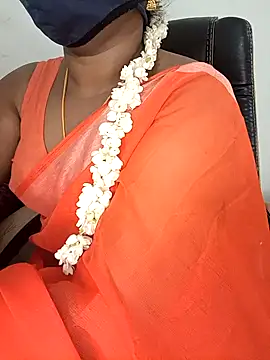 Tamil-hotwife online show from 10/27/25, 08:21