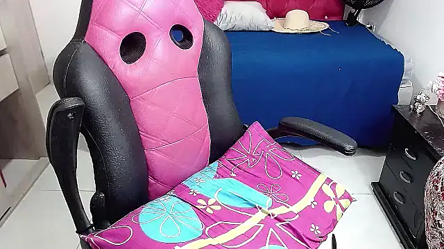 isabelasex1 online show from 03/12/26, 01:37