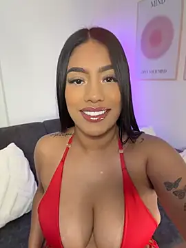 Sara mocca  online show from 07/17/26, 05:32
