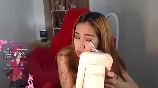 FrancineGarcia online show from 12/21/25, 05:20