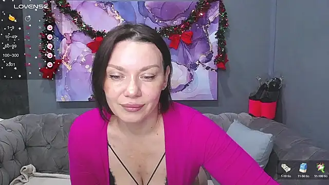 EveLibston online show from 12/18/25, 03:11