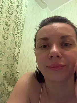 EveLibston online show from 03/04/25, 01:06