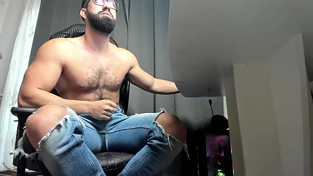 liamaesthetic online show from 11/30/25, 08:15