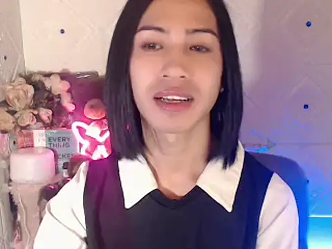 Snapshot of Lemonadexxx chatting on 02/26/25, 01:22 Lemonadexxx online show from 02/26/25, 01:22