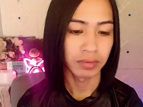 Snapshot of Lemonadexxx chatting on 03/08/25, 08:35 Lemonadexxx online show from 03/08/25, 08:35