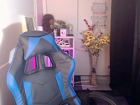 Lemonadexxx online show from 11/18/25, 08:28