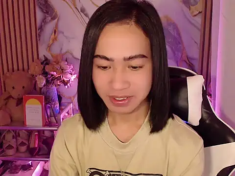 Snapshot of Lemonadexxx chatting on 09/13/25, 08:47 Lemonadexxx online show from 09/13/25, 08:47