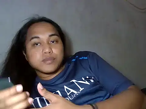 Snapshot of bettina_love chatting on 01/13/26, 06:12 bettina love online show from 01/13/26, 06:12