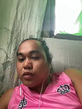 Snapshot of bettina_love chatting on 05/29/26, 03:34 bettina love online show from 05/29/26, 03:34