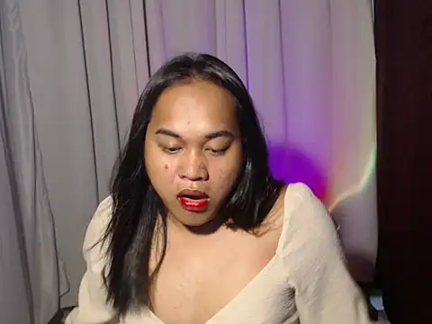 Snapshot of bettina_love chatting on 07/01/26, 08:53 bettina love online show from 07/01/26, 08:53
