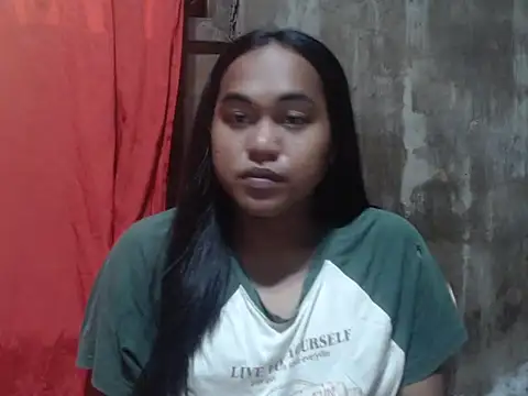 Snapshot of bettina_love chatting on 09/24/25, 03:07 bettina love online show from 09/24/25, 03:07