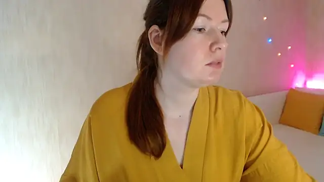 Kira land online show from 03/11/25, 02:18