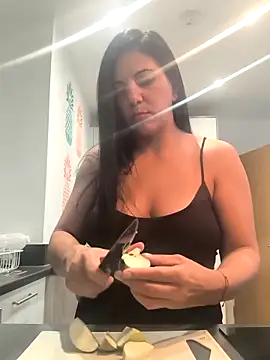 suyayk online show from 09/26/25, 10:55