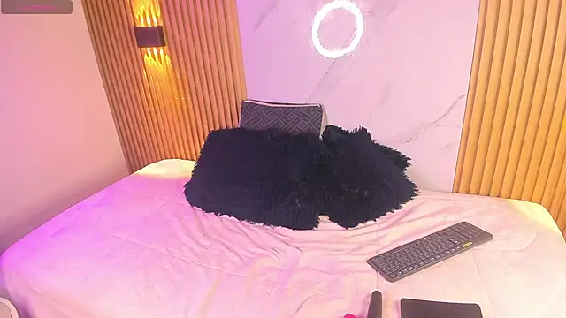 Snapshot of emilyconer chatting on 10/04/25, 03:19 emilyconer online show from 10/04/25, 03:19