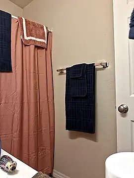 bootiebby online show from 09/26/25, 05:25