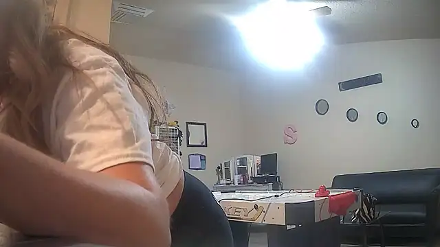 bootiebby online show from 04/04/26, 07:26