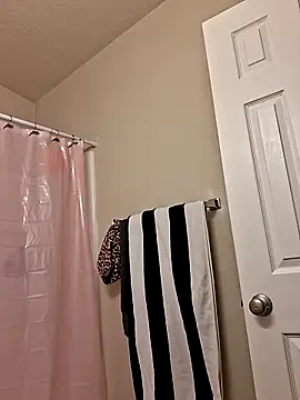 bootiebby online show from 09/11/25, 08:53