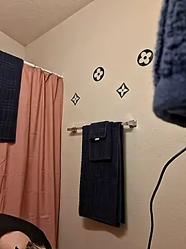 bootiebby online show from 10/10/25, 01:28