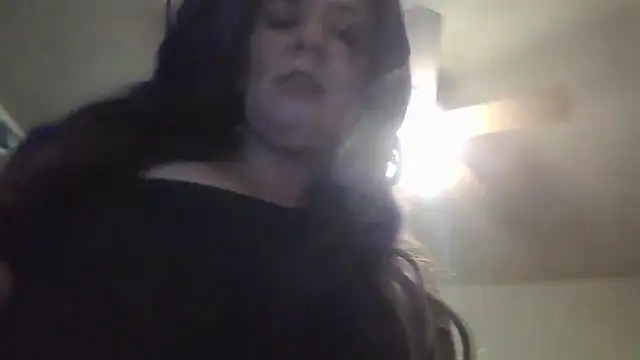 Snapshot of bootiebby chatting on 01/15/26, 04:49 bootiebby online show from 01/15/26, 04:49