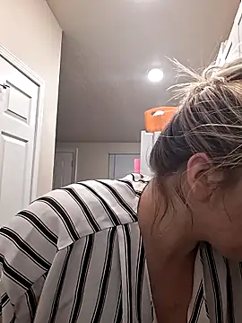 bootiebby online show from 10/20/25, 06:26