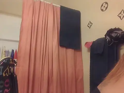 bootiebby online show from 11/09/25, 12:42