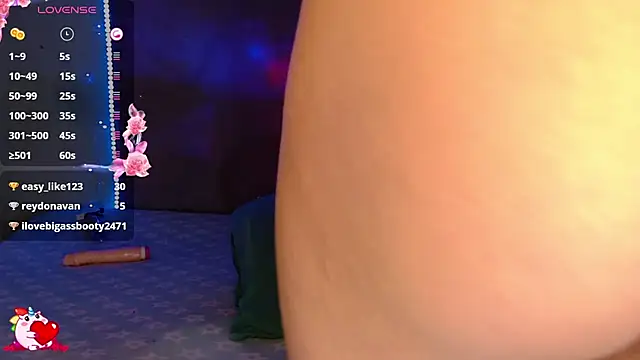 Snapshot of SophieeSweet chatting on 01/07/25, 11:56 SophieeSweet online show from 01/07/25, 11:56