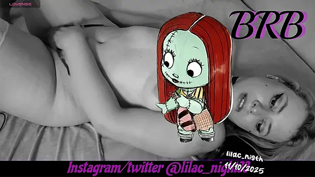 Snapshot of lilac_night33 chatting on 10/11/25, 12:28 lilac night33 online show from 10/11/25, 12:28