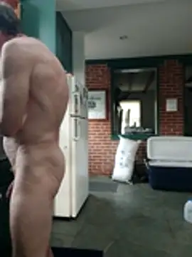 Snapshot of CDforU chatting on 10/29/25, 12:37 CDforU online show from 10/29/25, 12:37