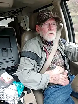 Snapshot of CDforU chatting on 10/30/25, 03:20 CDforU online show from 10/30/25, 03:20