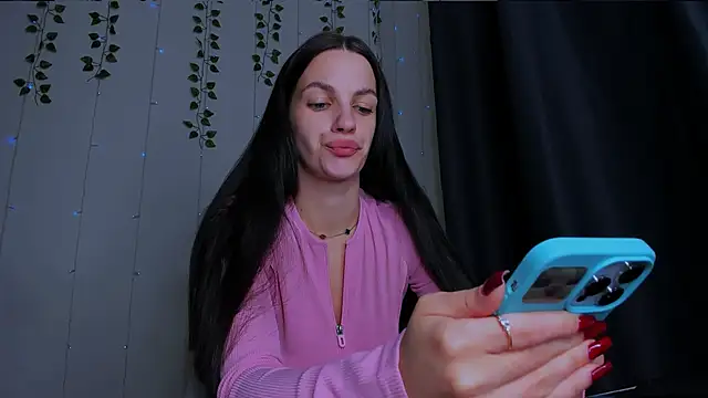 KarlaSim online show from 11/04/25, 10:24