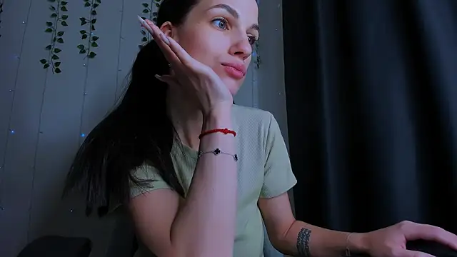 KarlaSim online show from 12/03/25, 09:47