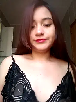 Snapshot of kitty_222 chatting on 01/13/26, 04:33 kitty 222 online show from 01/13/26, 04:33