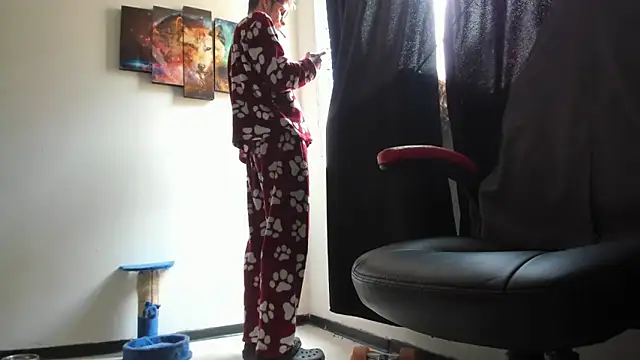 Jeff Waltonxh online show from 10/24/25, 04:17