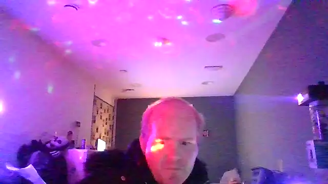 Snapshot of Janssen88 chatting on 03/28/26, 09:05 Janssen88 online show from 03/28/26, 09:05