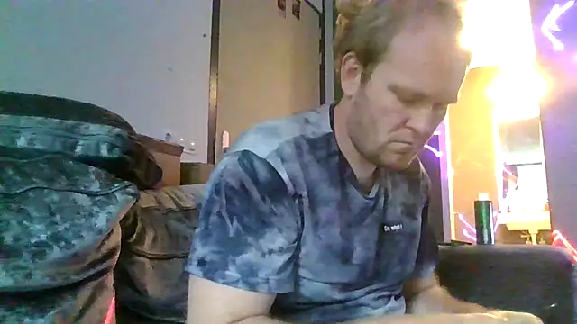 Snapshot of Janssen88 chatting on 06/09/26, 02:40 Janssen88 online show from 06/09/26, 02:40