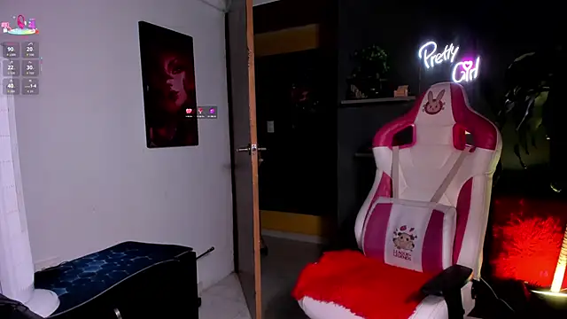 Emilyjhonson 01 online show from 10/02/25, 02:09