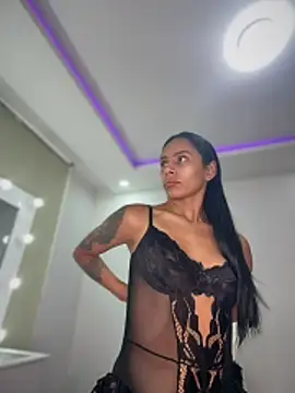 karlyn angels online show from 12/17/25, 07:52