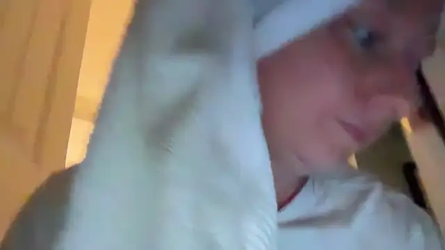 Snapshot of Vivian_MayXxX chatting on 09/14/25, 05:13 Vivian MayXxX online show from 09/14/25, 05:13