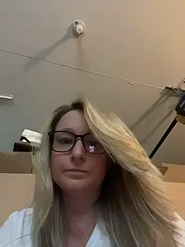 Vivian MayXxX online show from 07/12/26, 08:09