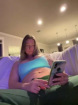 Snapshot of Vivian_MayXxX chatting on 01/18/25, 11:44 Vivian MayXxX online show from 01/18/25, 11:44